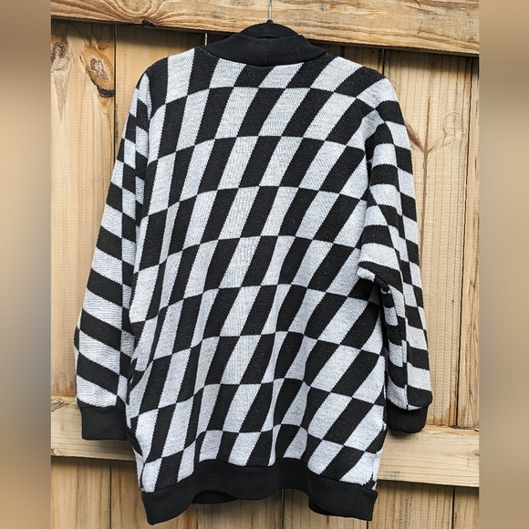 Vintage Australian Checkered Cardigan by Victoria Knitting Mills - Picture 2 of 5